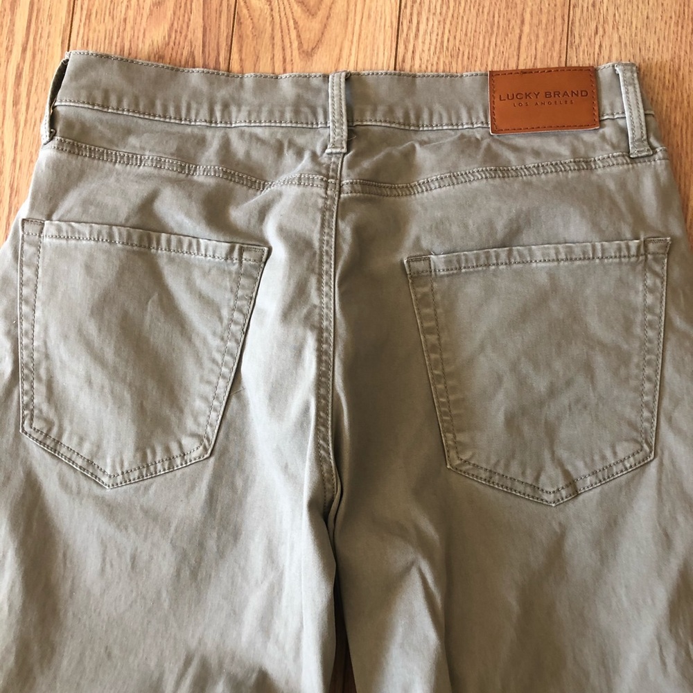 Men’s LUCKY BRAND Taupe 410 Athletic Slim Jeans